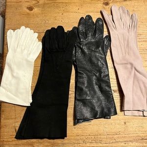 Vintage driving gloves